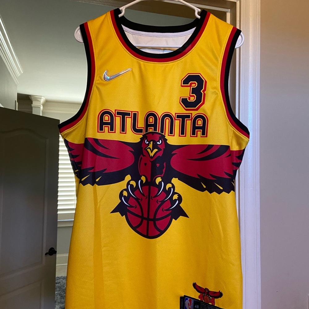 Atlanta Hawks jersey